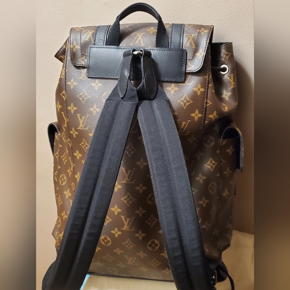 Louis Vuitton Christopher Backpack - Picture 4 of 6